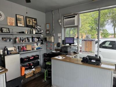 Jones Auto Repair, Germantown, Tennessee