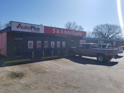 S & S Auto Supply, Fort Worth, Texas