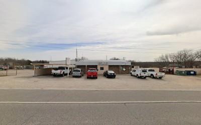 Roberts Auto Parts, Henrietta, Texas