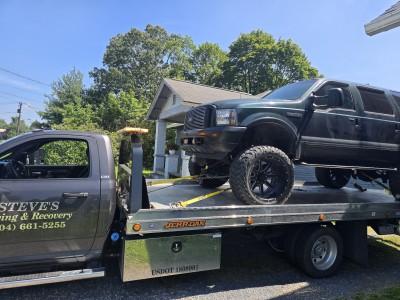Steve's towing