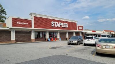 Staples, Silver Spring Heights, Maryland