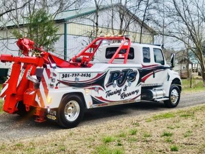 PJ's Towing & Recovery