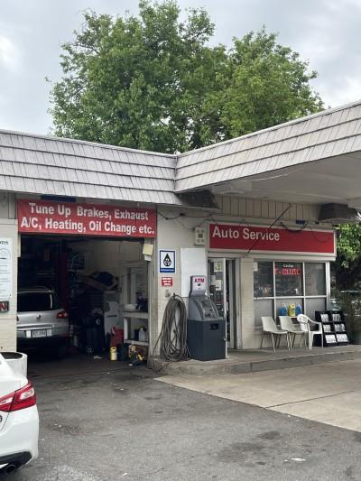 Exxon, Arlington, Virginia