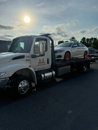 E-Z Towing LLC
