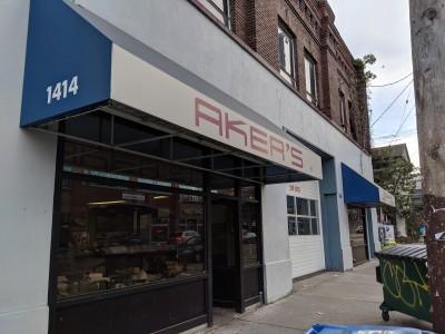 Porsche Parts Service, Seattle Hill, Washington