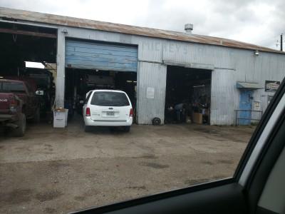 Mickey's Auto Repair, La Victoria, Texas
