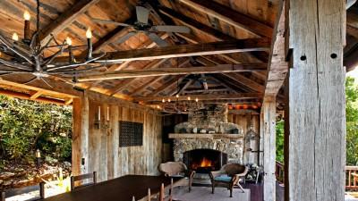 Whole Log Reclaimed, Hendersonville, North Carolina