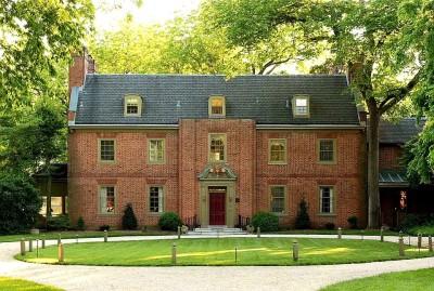 Great Oak Manor
