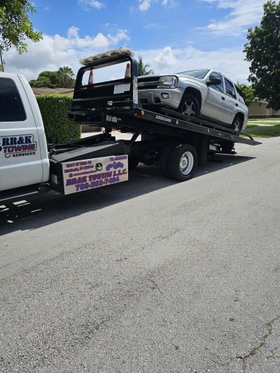 We buy Junk cars, Hialeah Gardens, Florida