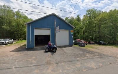 Harry's Auto, Bernhards Bay, New York