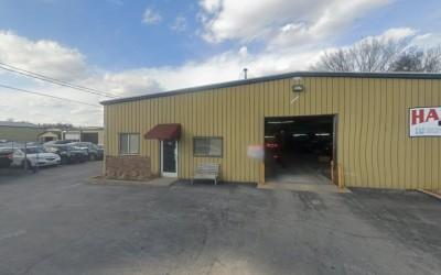 Hazelwood's Body Shop, Franklin, Tennessee