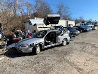 Ritenour & Sons Auto Wreckers01