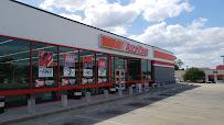 AutoZone Auto Parts01