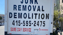 JUNK REMOVAL & HAULING01