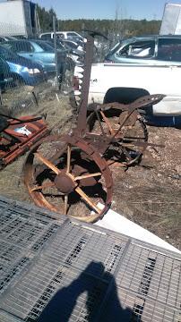S & D Auto Wrecking LLC01