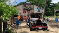 Chet's Auto Wrecking01