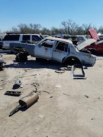 Apache Iron Metal & Auto Salvage012