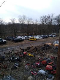 Baker's Auto Salvage013