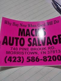 Mack's Auto Salvage013