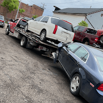 Auto Wreckers Milwaukee - Junk Car Buyers013