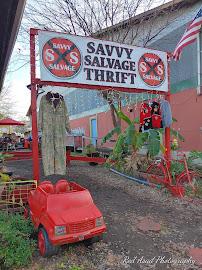 SAVVY SALVAGE THRIFT013