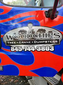 Woodchips Tree, Crane and Dumpsters013