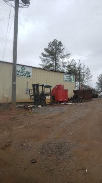 Sadler's Salvage Yard013