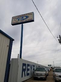 R & R Auto Parts013