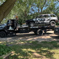 Pitbull Towing Salvage & Repair014