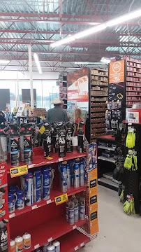 AutoZone Auto Parts014