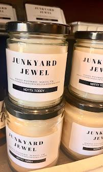 Junkyard Jewel Boutique014