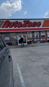 AutoZone Auto Parts014