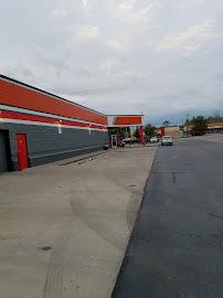 AutoZone Auto Parts014