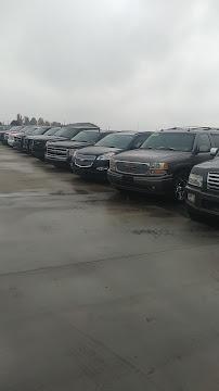 Aguilera's Auto Sales015