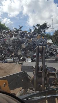 St Pete Scrap Metal015