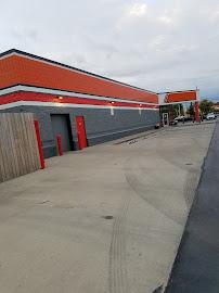 AutoZone Auto Parts015