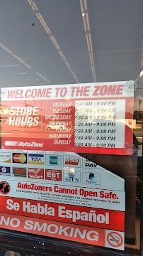 AutoZone Auto Parts015