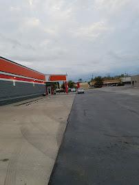 AutoZone Auto Parts016