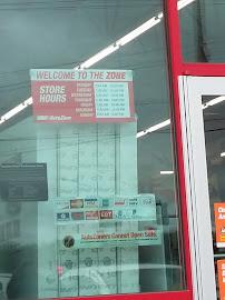 AutoZone Auto Parts017