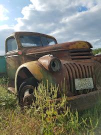 Cooley's Truck & Auto Wrecking018