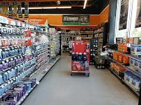 AutoZone Auto Parts02