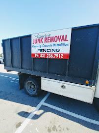 Figueroa Junk Removal02