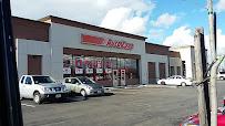 AutoZone Auto Parts02