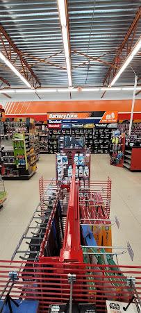 AutoZone Auto Parts02