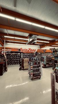 AutoZone Auto Parts02