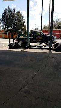 A-1 Willie's Car Care @ Towing @ We buy junks cars03