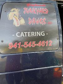 Junkyard Dawgs Food Stand03