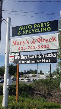 Mary's-A-Wreck Auto Parts03