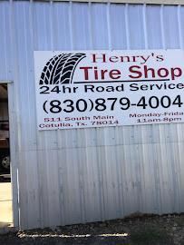 Henry's Tire Shop03