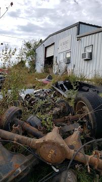 D & V Late Model Salvage04